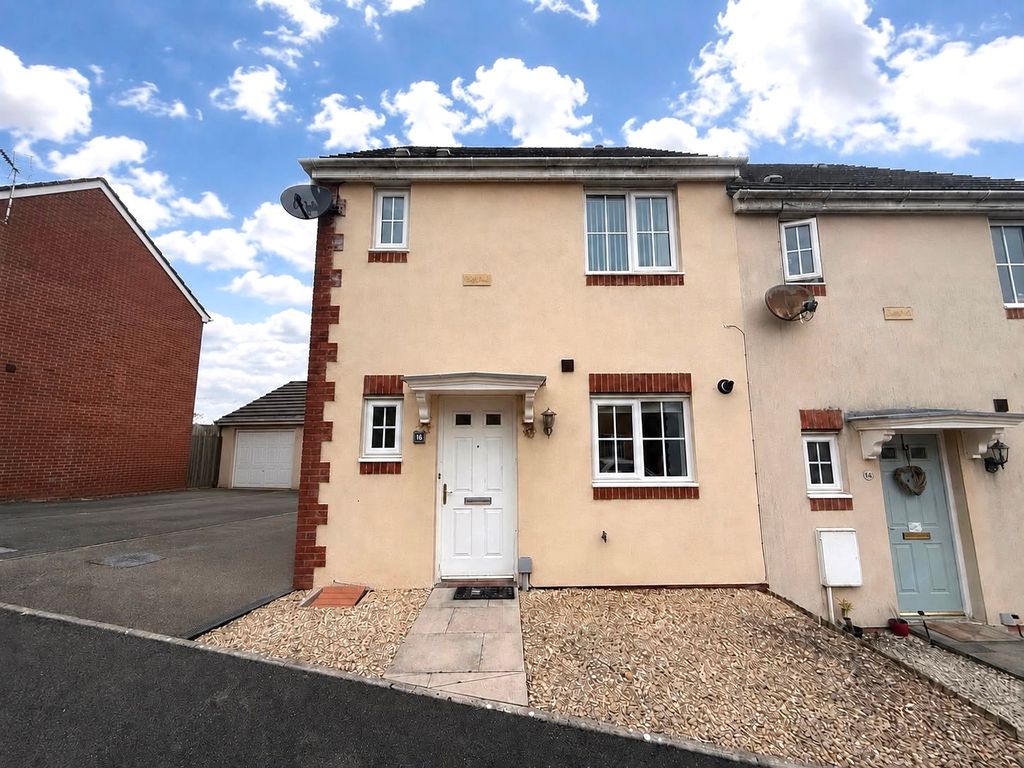 Property photo 1 of 28