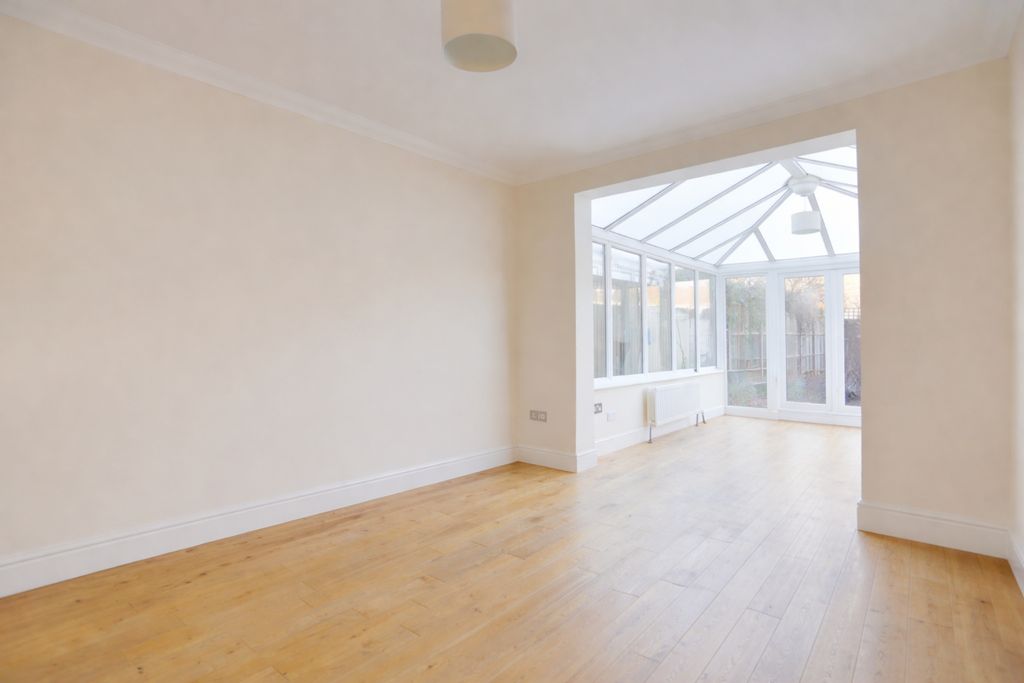 Property photo 2 of 10 2