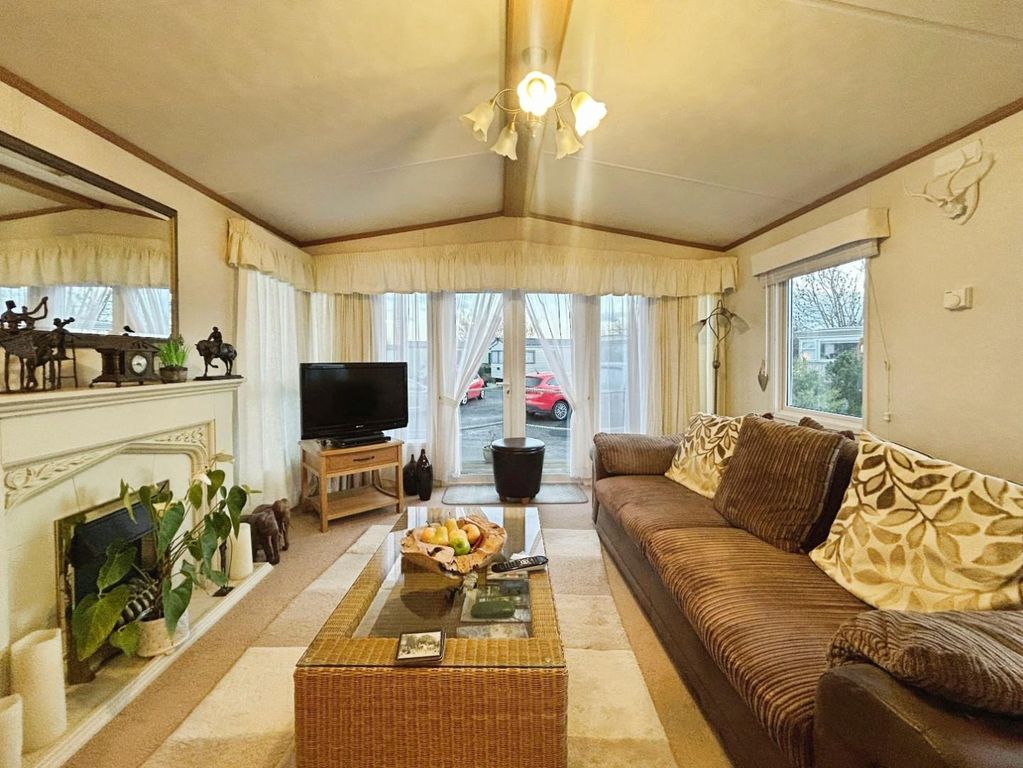 Property photo 3 of 11 d026E312-Image00010.Jpeg