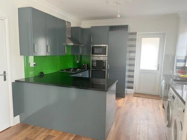 Property photo 1 of 12 Kitchen New.Jpg