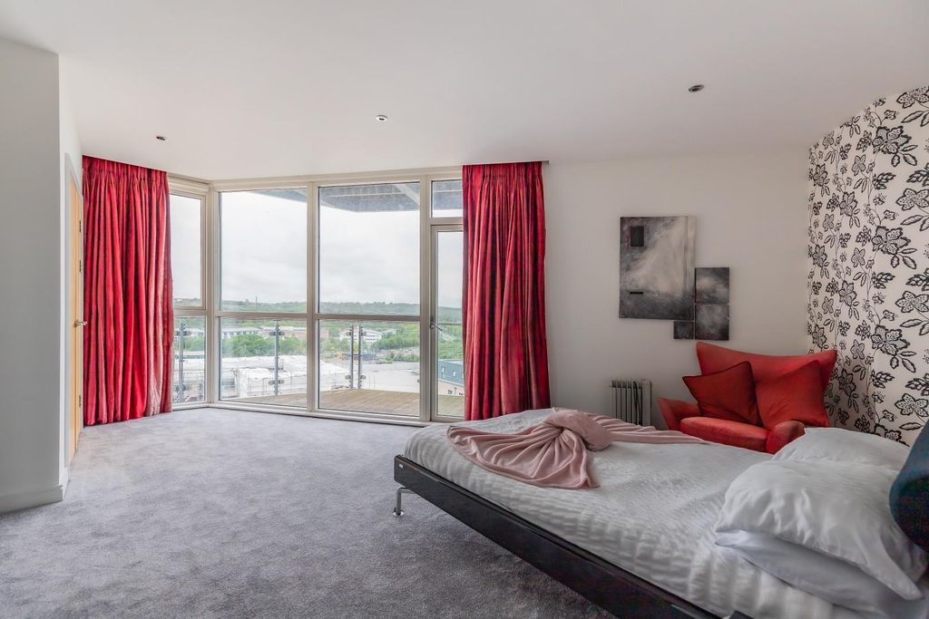 Additional image 17 of 3 bed flat for saleFerry Road, Cardiff CF11