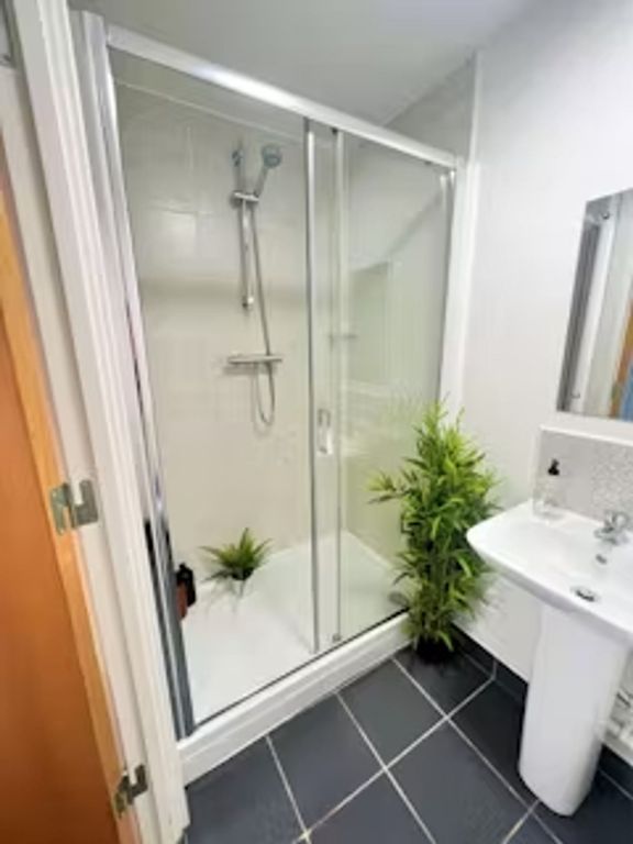 Property photo 1 of 29