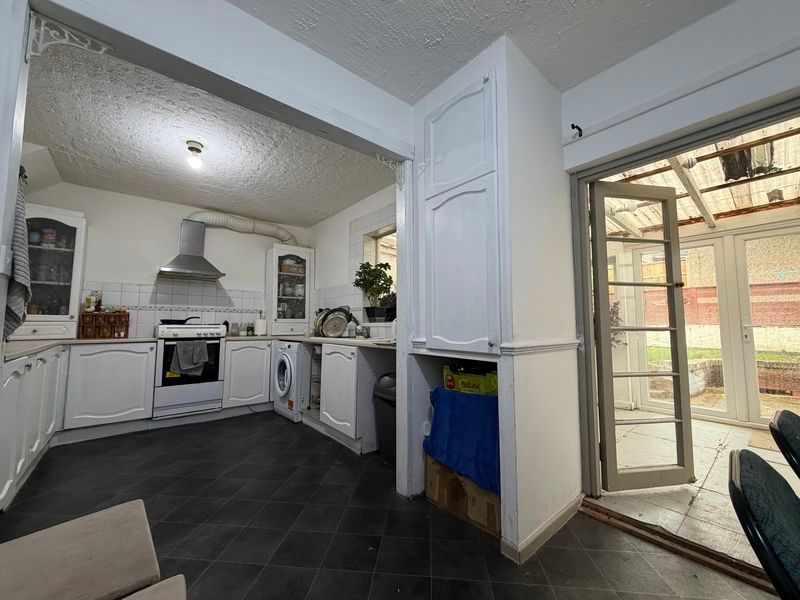 Property photo 3 of 14 Photo 10