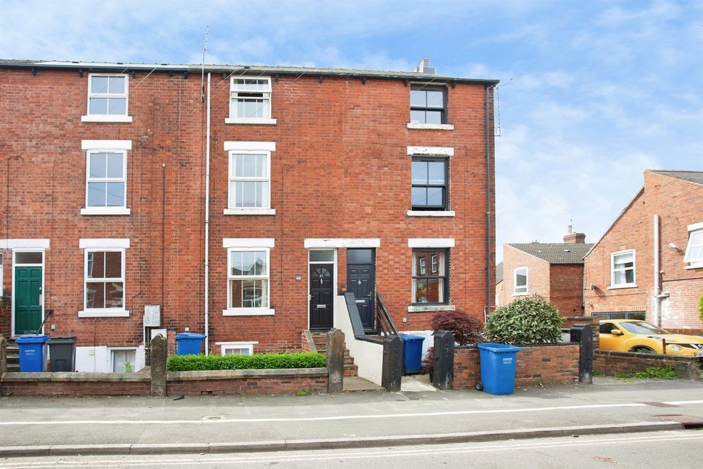 Property photo 1 of 27