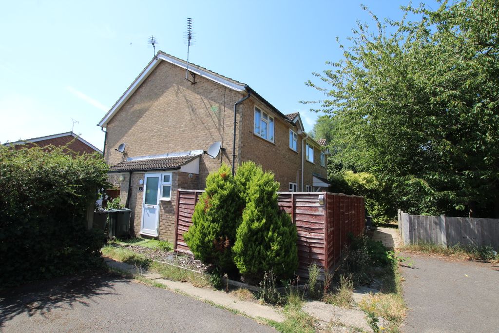 Property photo 1 of 9