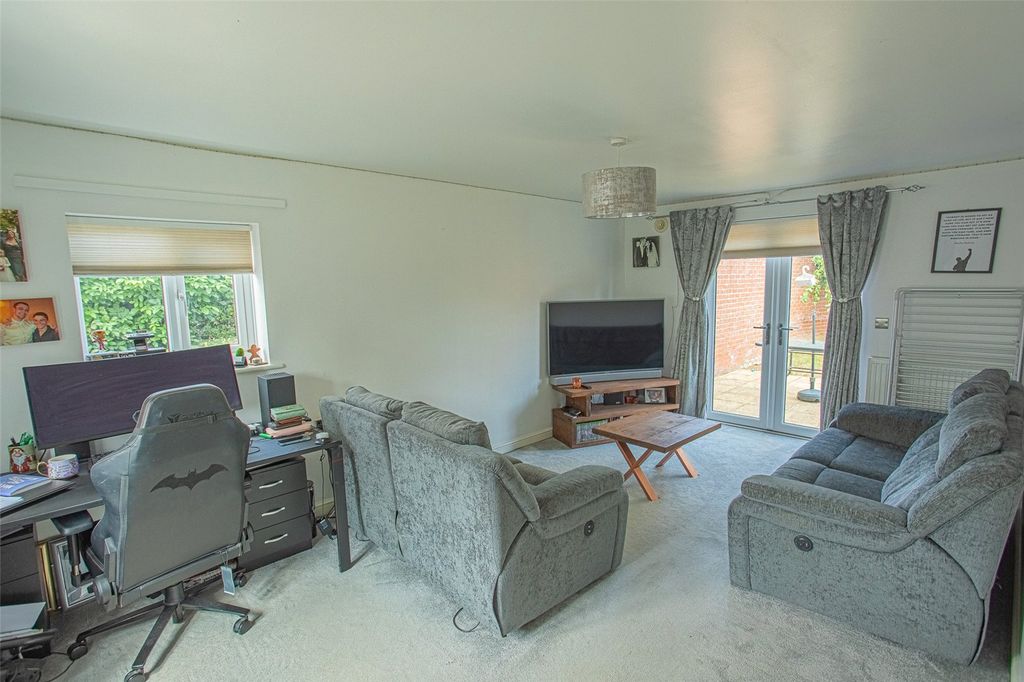 Property photo 3 of 11 Picture No. 09