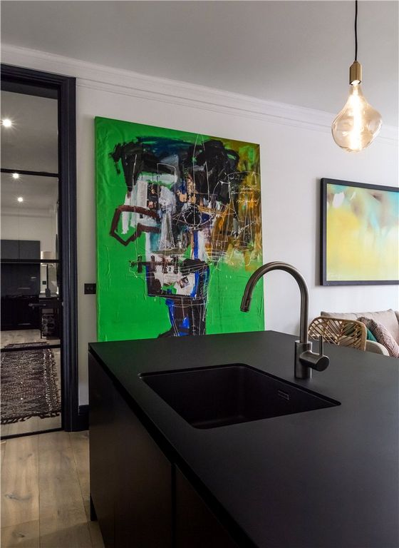 Property photo 3 of 11 Picture No. 15