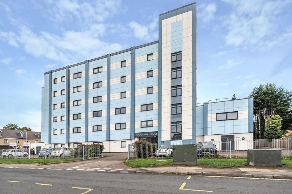 Property photo 1 of 19