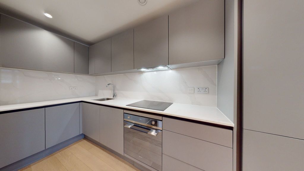 Property photo 2 of 10 Kitchen