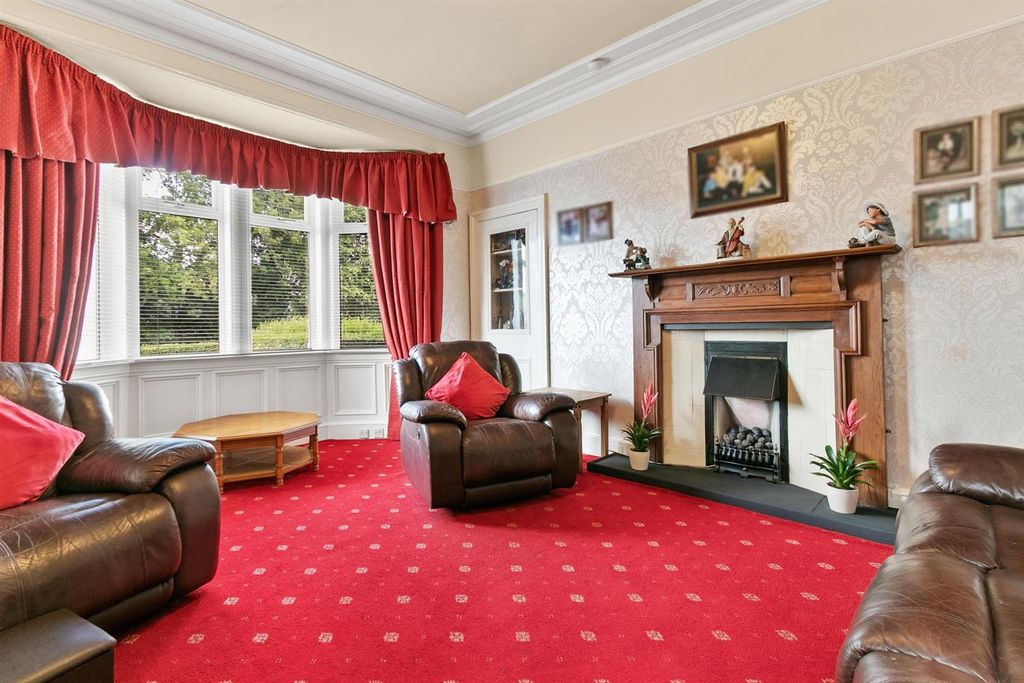 Property photo 3 of 30