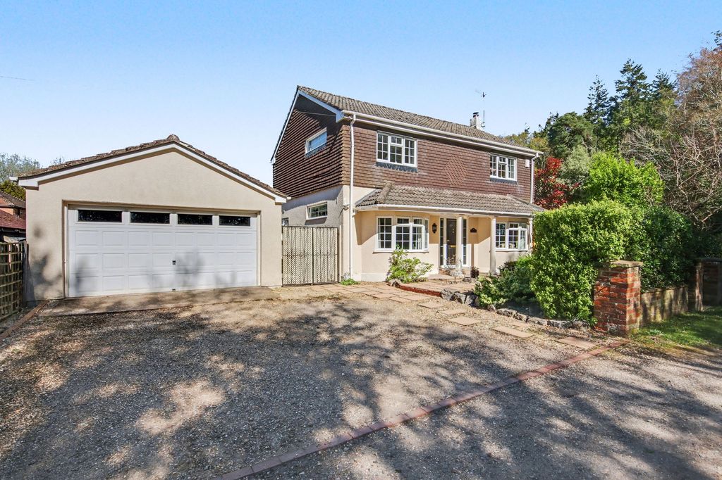 Property photo 1 of 20