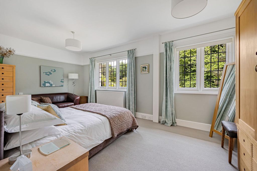 Additional image 20 of 7 bed detached house for saleHarpsden Woods, Harpsden, Henley-On-Thames, Oxfordshire RG9
