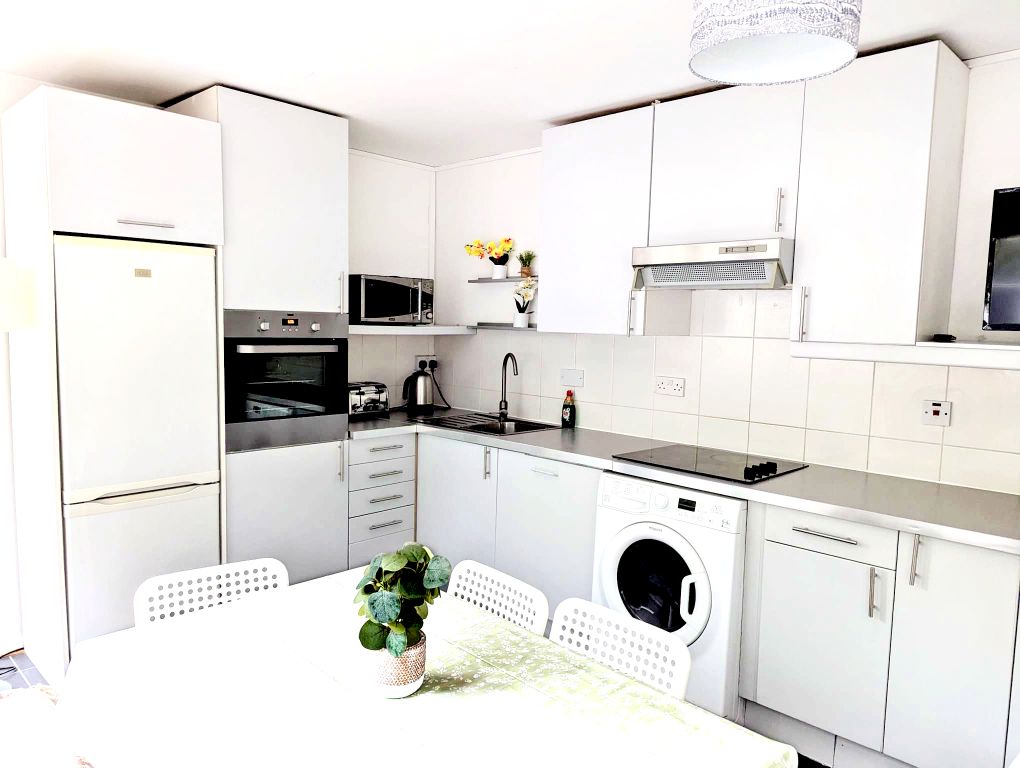 Property photo 3 of 19