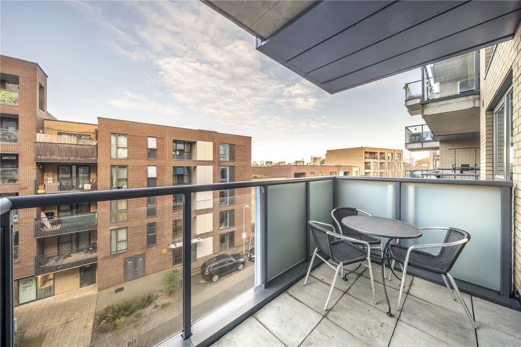 Property photo 2 of 6 Picture No. 06