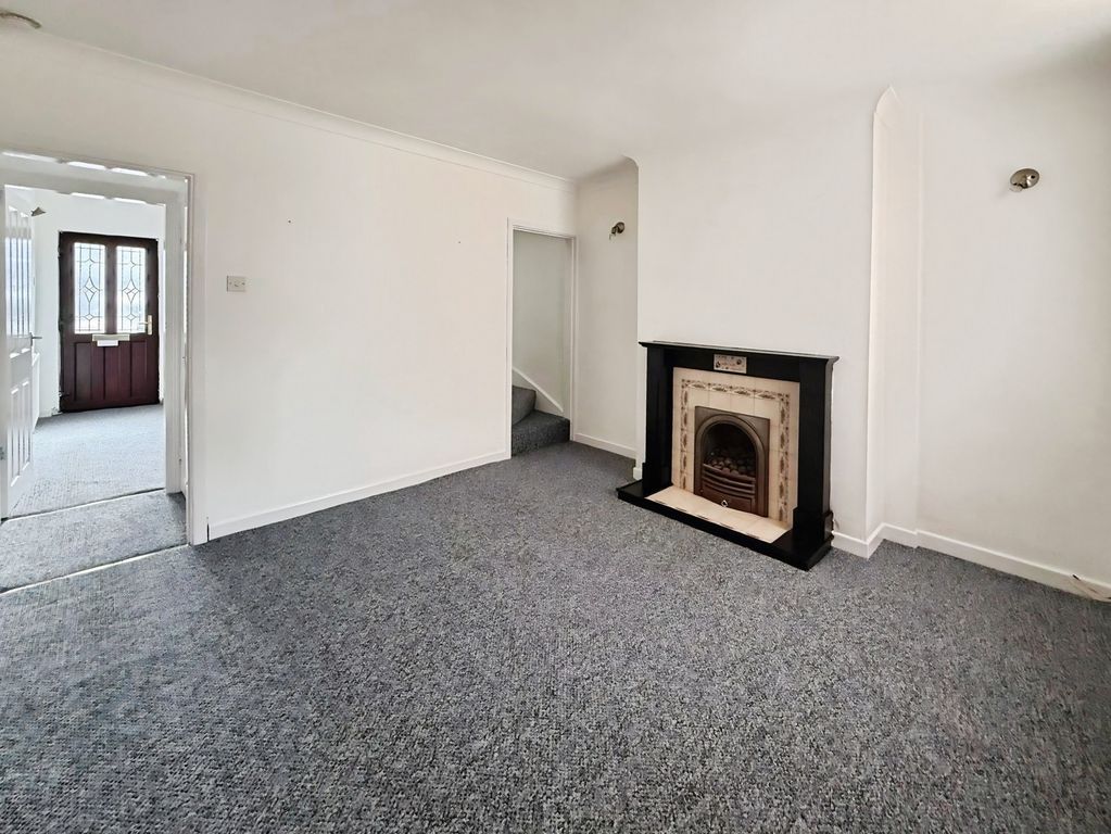 Property photo 3 of 11 Photo 7