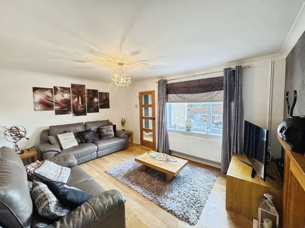 Property photo 2 of 45