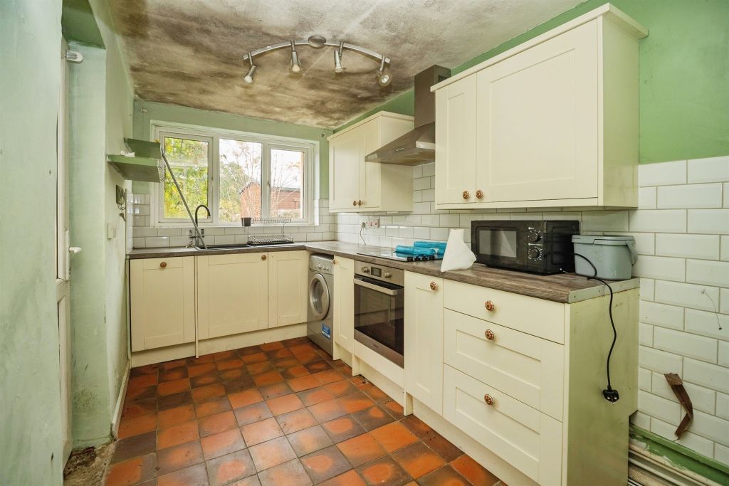 Property photo 3 of 17