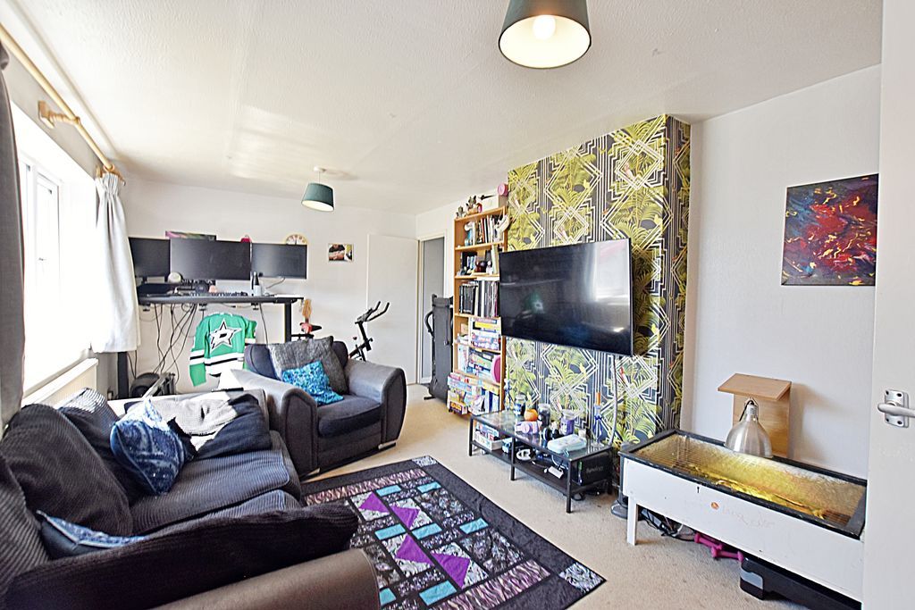 Property photo 2 of 14 Photo 2