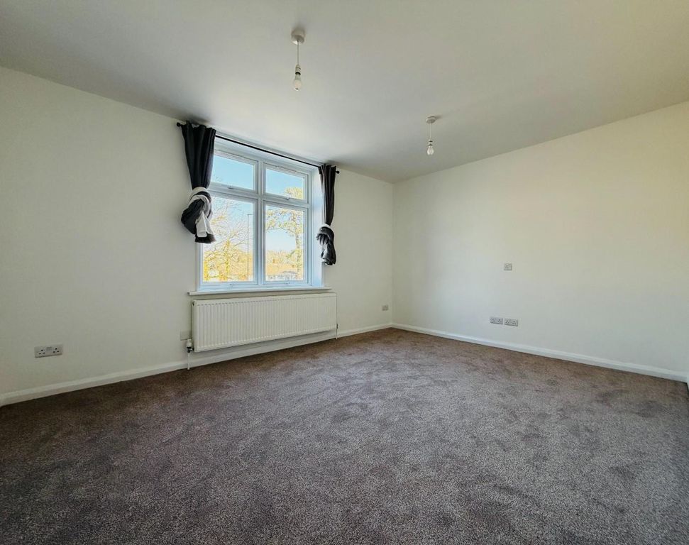 Property photo 2 of 10 64874A2c-6E30-4c42-9405-6c06Dfc81Aeb.Jpg