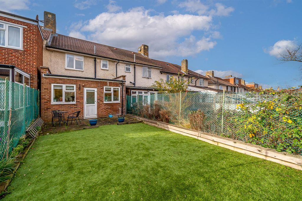 Property photo 3 of 12 Rear External