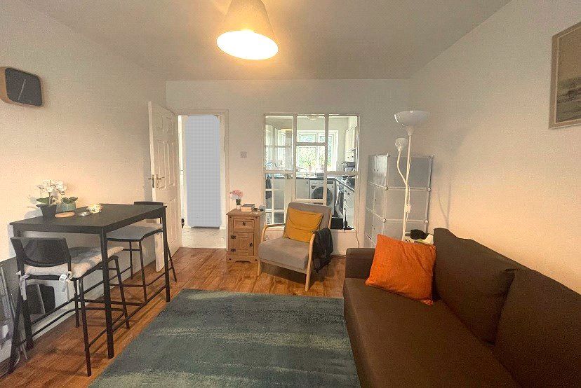 Property photo 1 of 6 Reception Room
