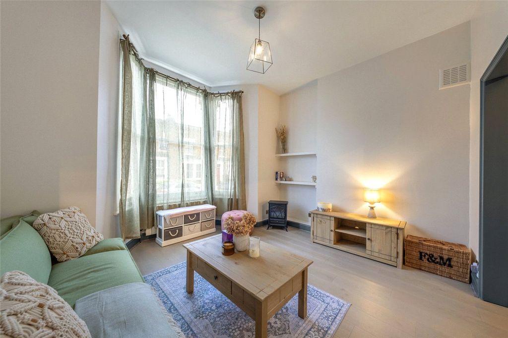 Property photo 1 of 11 Picture No. 04