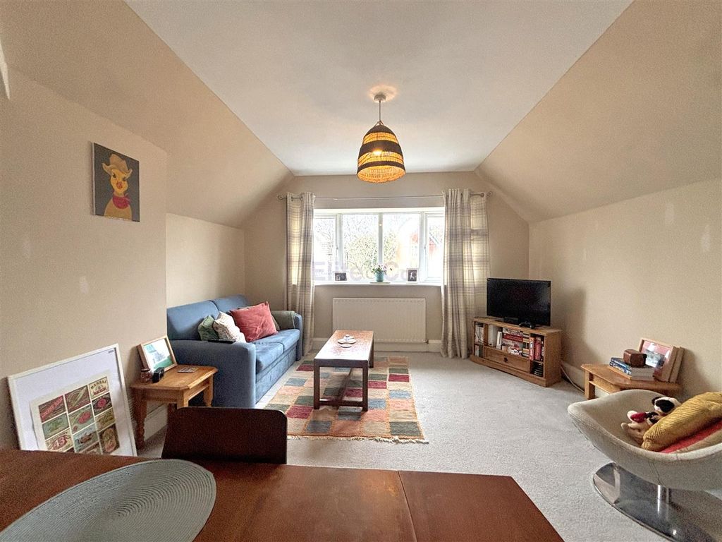 Property photo 2 of 12 Loung/Diner