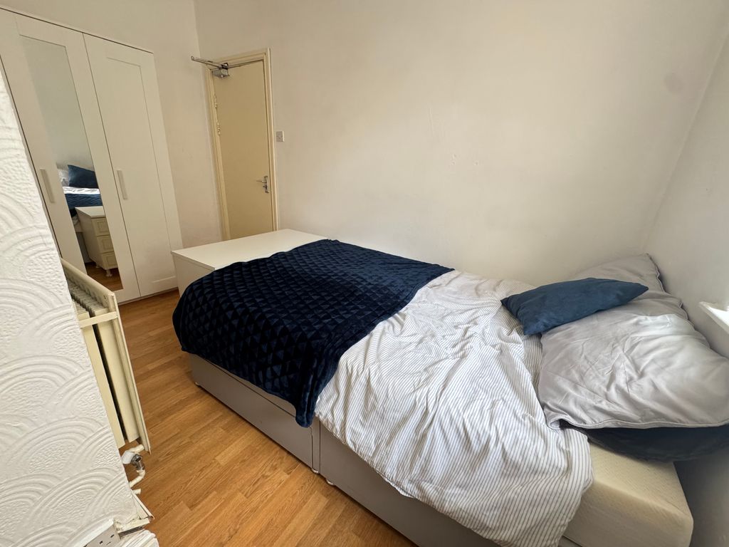 Property photo 3 of 4 Img_2113