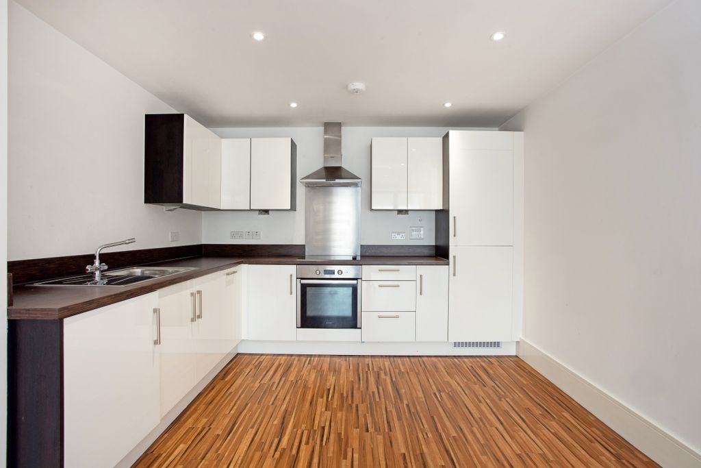 Property photo 2 of 6