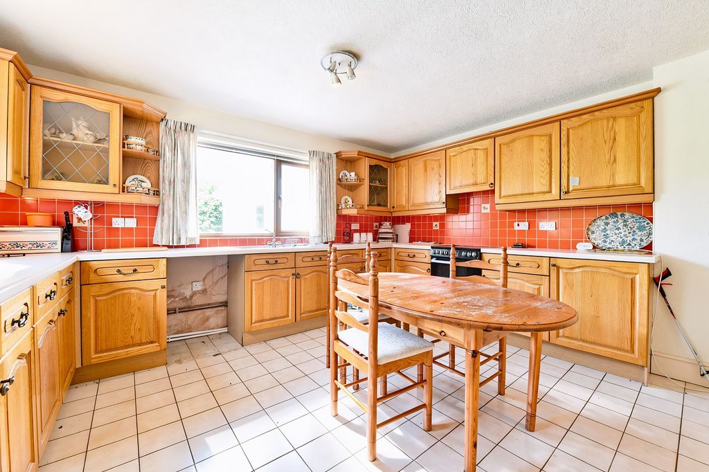 Property photo 3 of 20 Not Specified