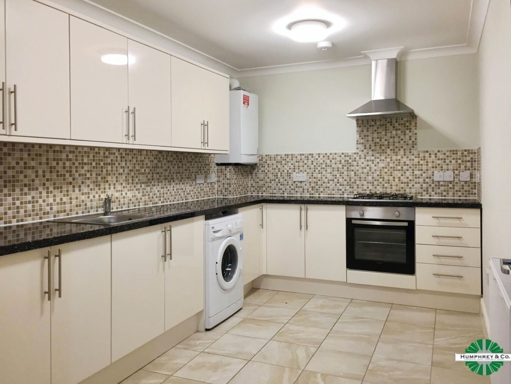 Property photo 1 of 8 Pbox-Kitchen-308698.Png