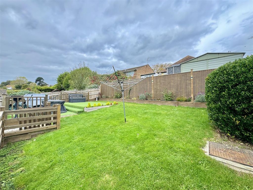 Property photo 3 of 21