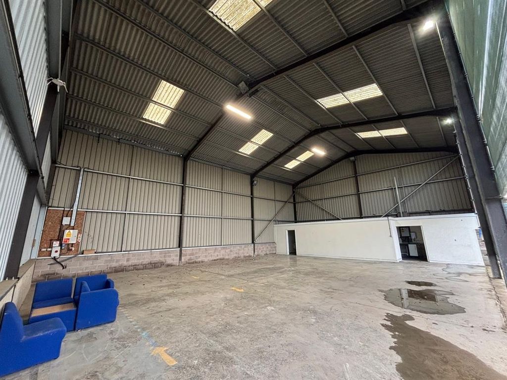 Property photo 2 of 8 Photo 3