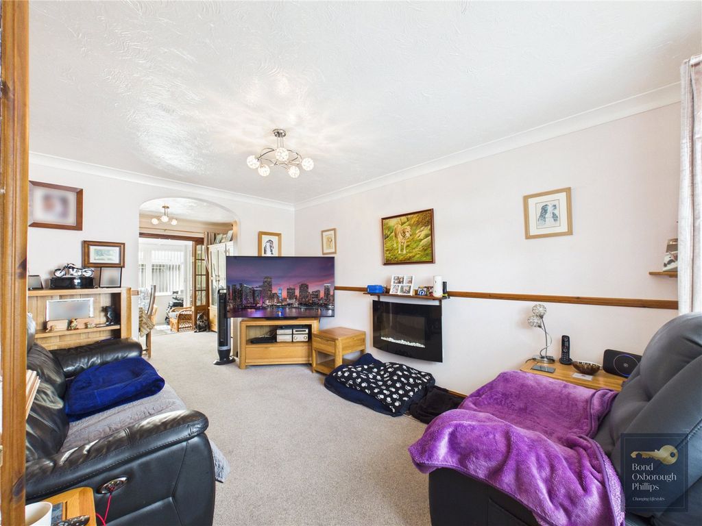 Property photo 3 of 31 Picture No. 22