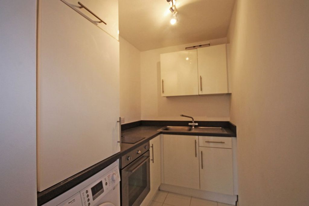 Property photo 3 of 4