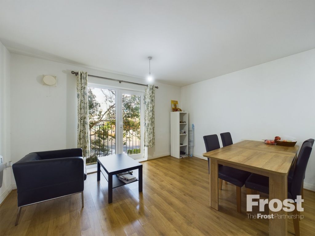 Property photo 2 of 9 Picture No. 01
