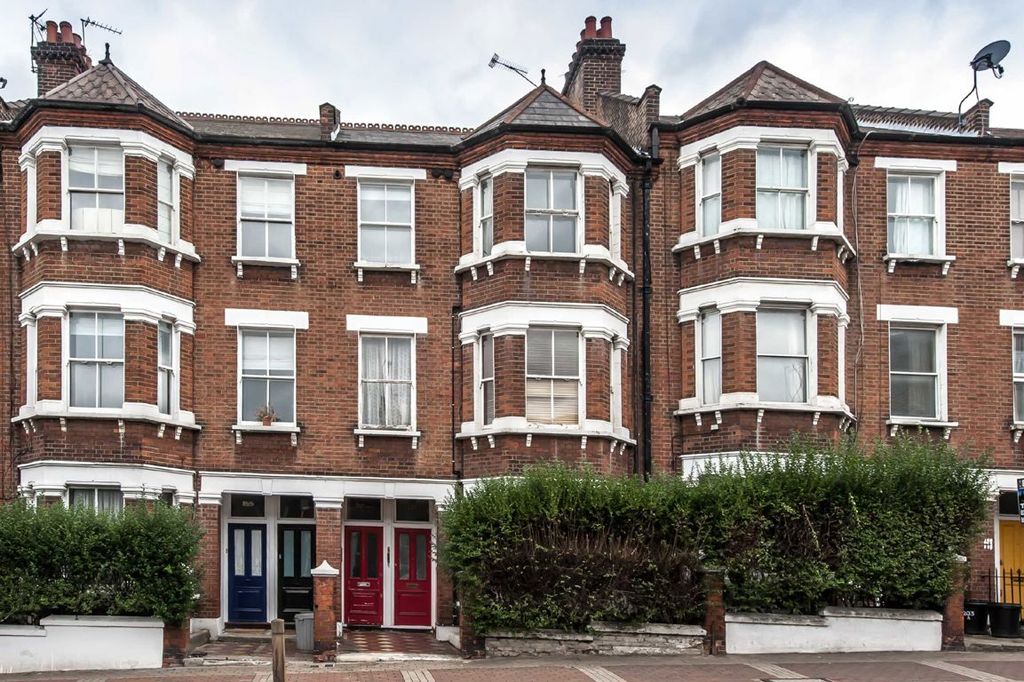 Property photo 1 of 7