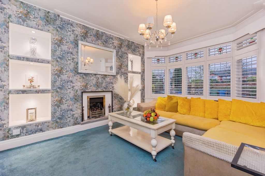 Property photo 2 of 29 Pbox-Img.Jpg