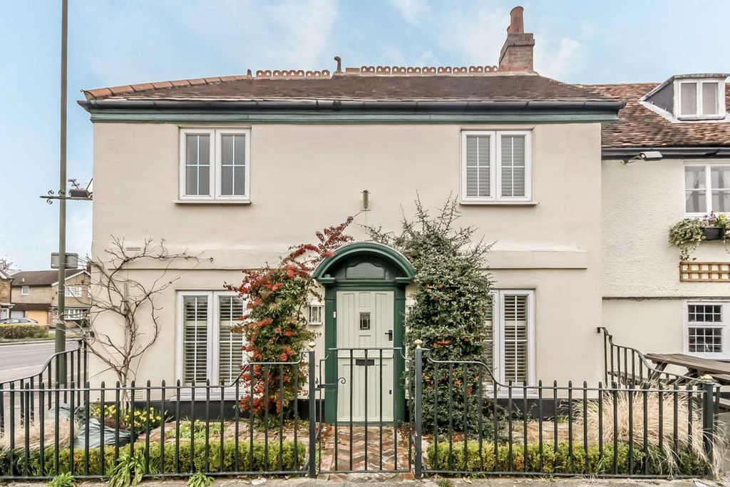 Property photo 1 of 7