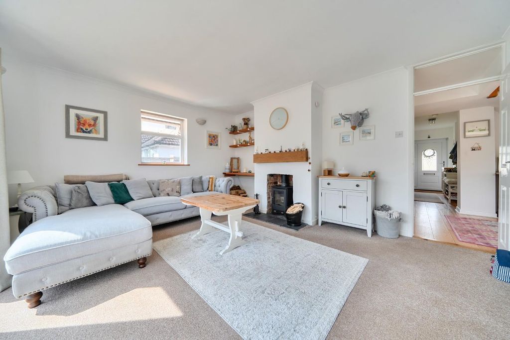 Property photo 2 of 20 1-6A59A900B3d60-1493447 (8)-1.Jpg