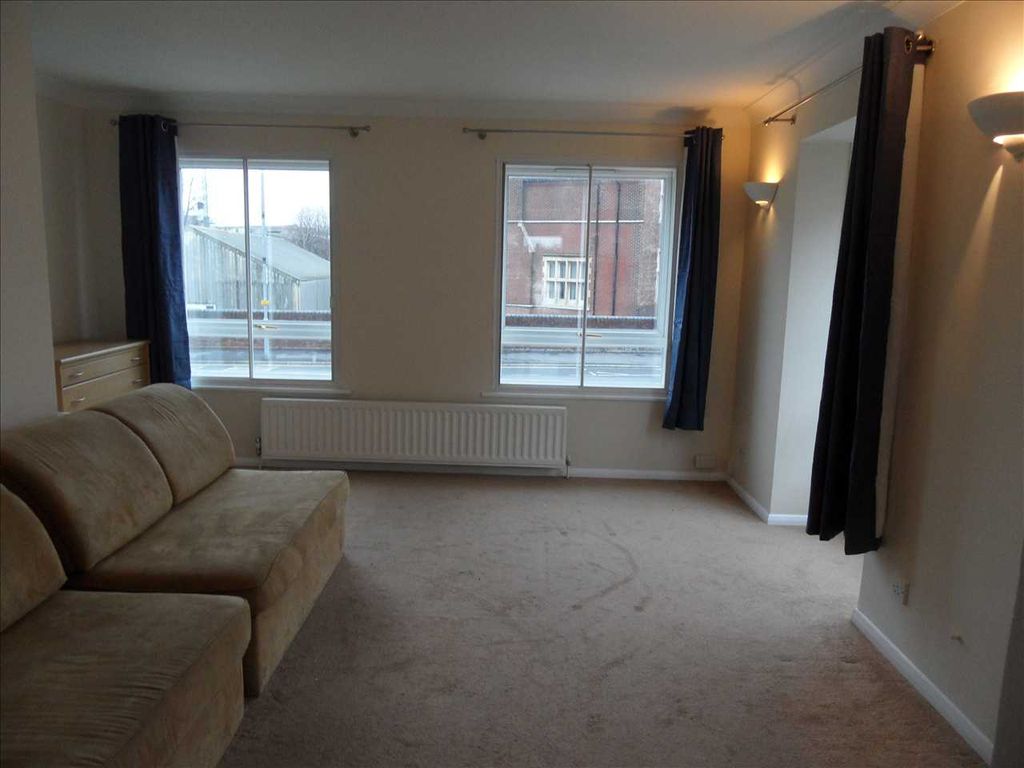 Property photo 2 of 15