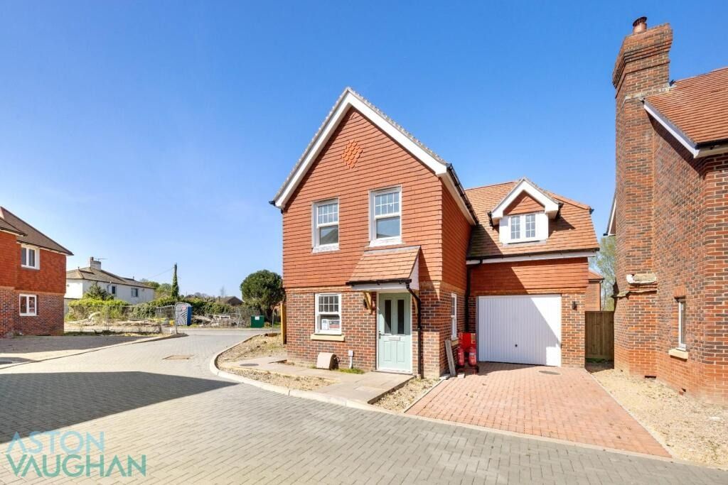 Property photo 1 of 13 4554510