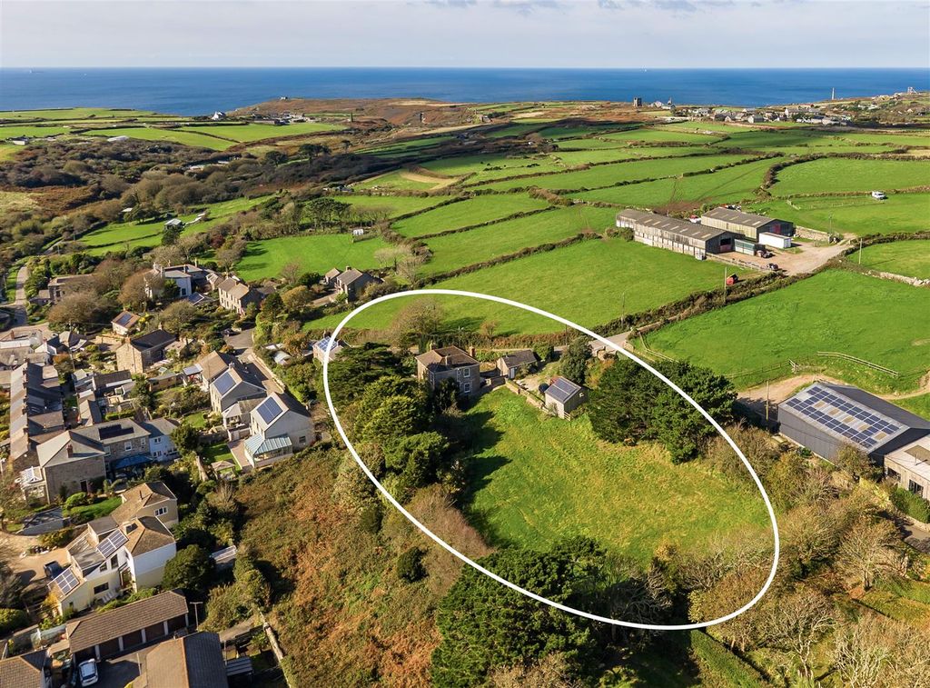 Property photo 3 of 40