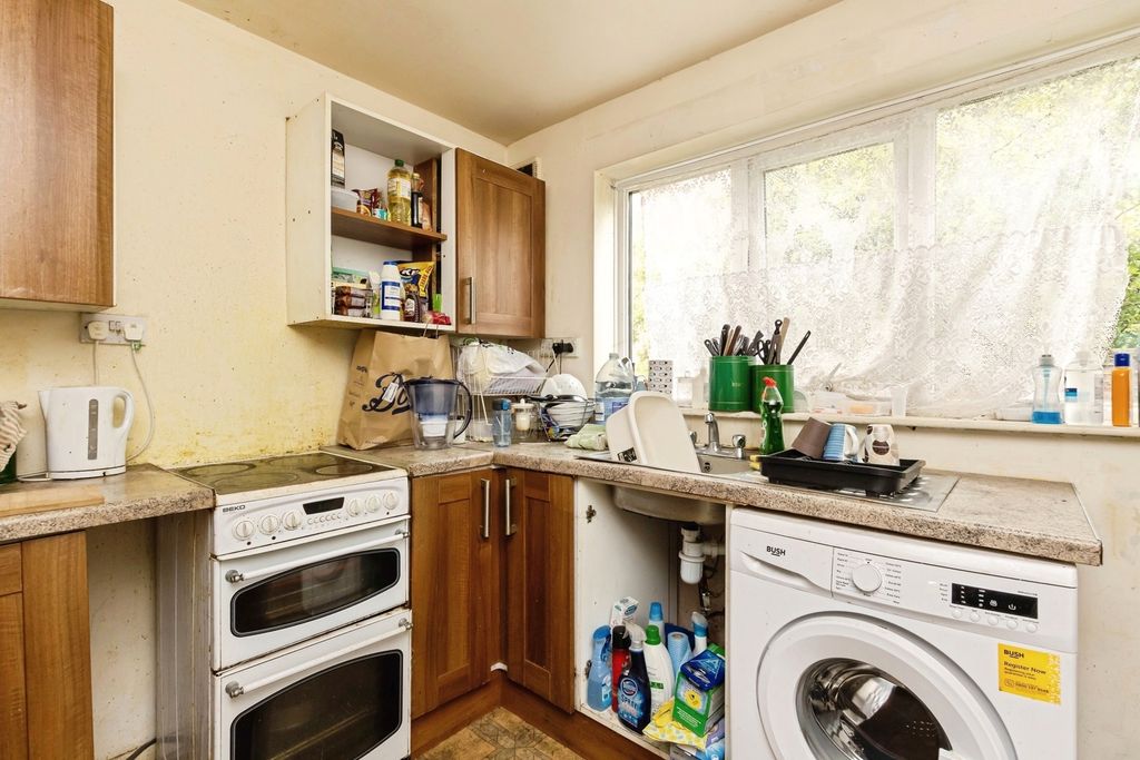 Property photo 3 of 13 Photo