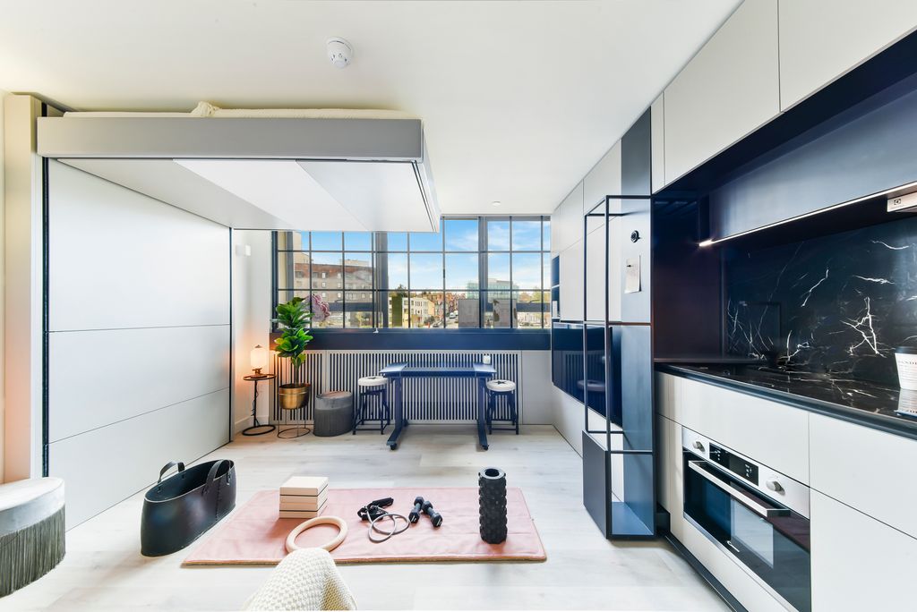 Property photo 1 of 8