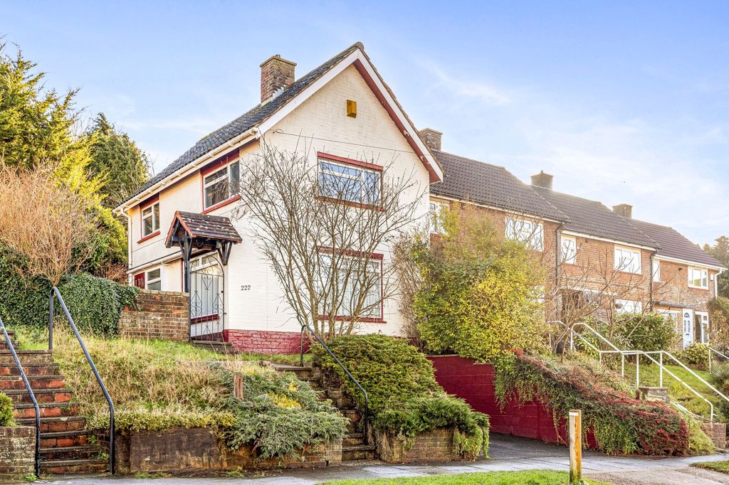 Property photo 1 of 25