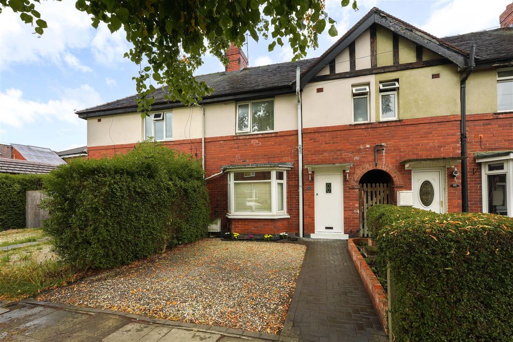 Property photo 1 of 12 External