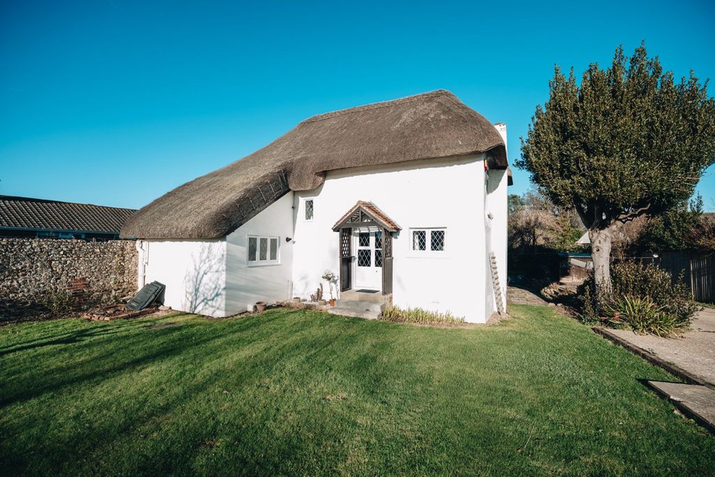 Property photo 1 of 22