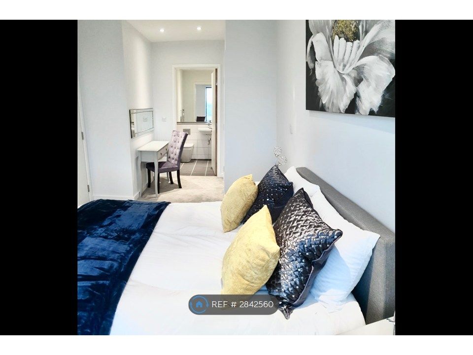 Property photo 3 of 26