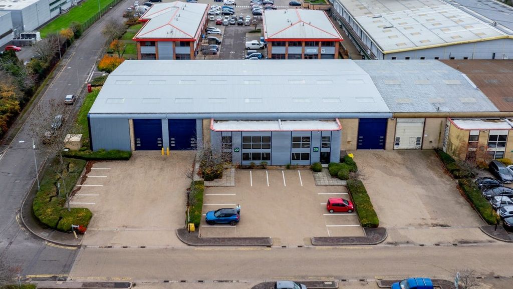 Property photo 3 of 7 Units 20 And 22 Plover Close Newport Pagnell Milton Keynes Warehouse To Let Adroit.Jpeg